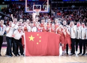 九游体育中国官网-球队在比赛中展现团结与拼搏精神，实现胜利的简单介绍