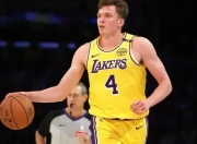 九游体育中国官网-湖人客场击败爵士继续不败