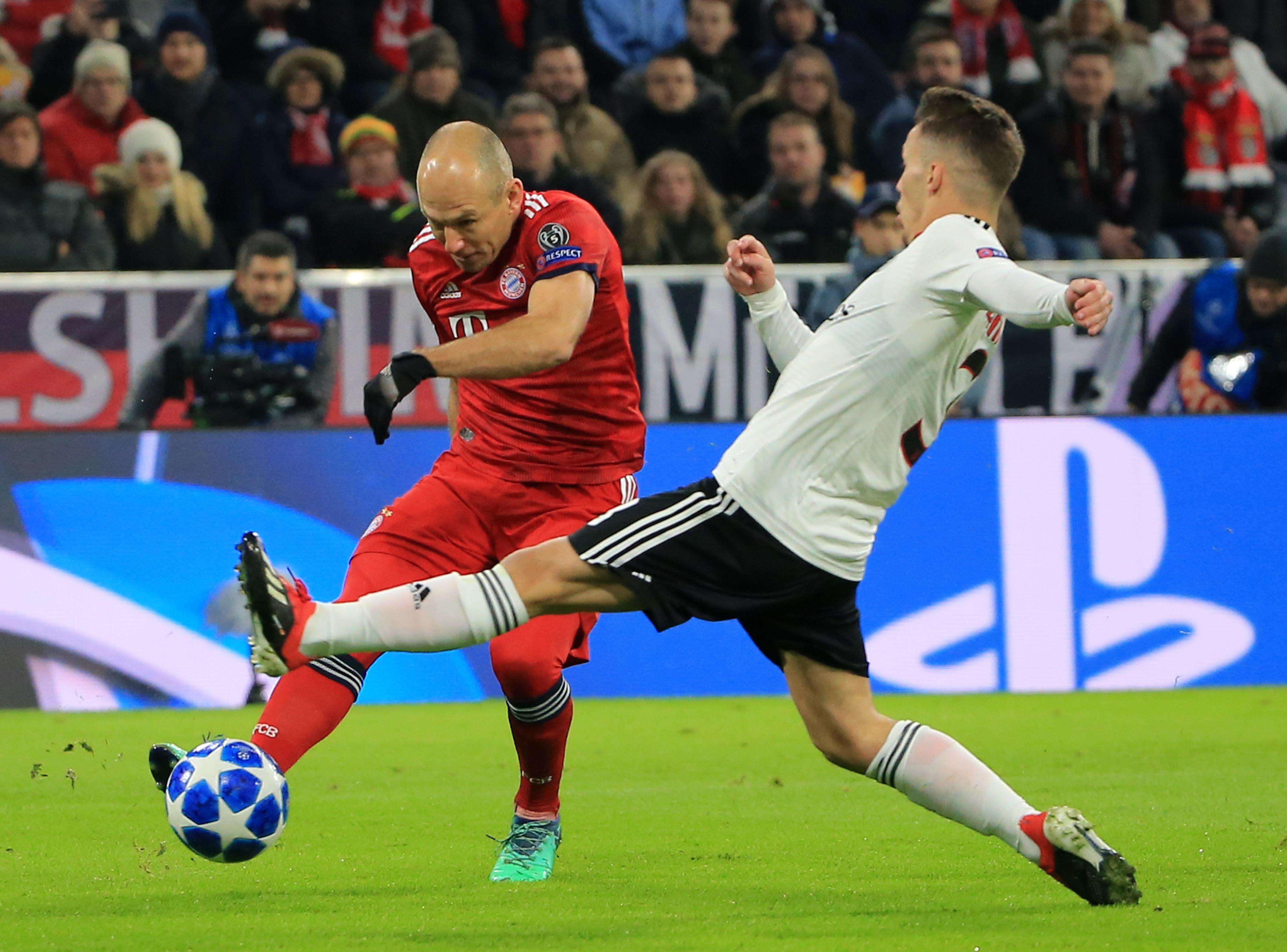 荷兰国家队备战备受关注,欧锦赛看台热闹 荷兰国家队备战备受关注,欧锦赛看台热闹