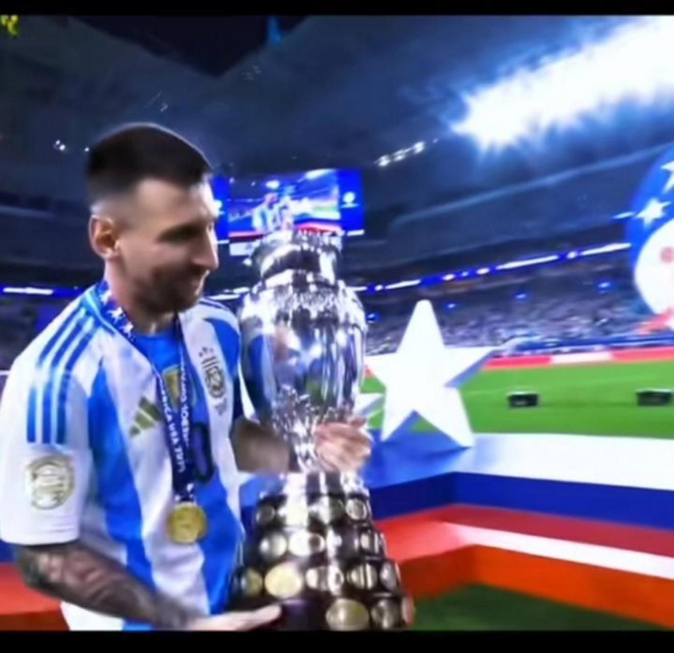 关于阿根廷国家队历史性胜利,美洲杯海域卫冕的信息 关于阿根廷国家队历史性胜利,美洲杯海域卫冕的信息