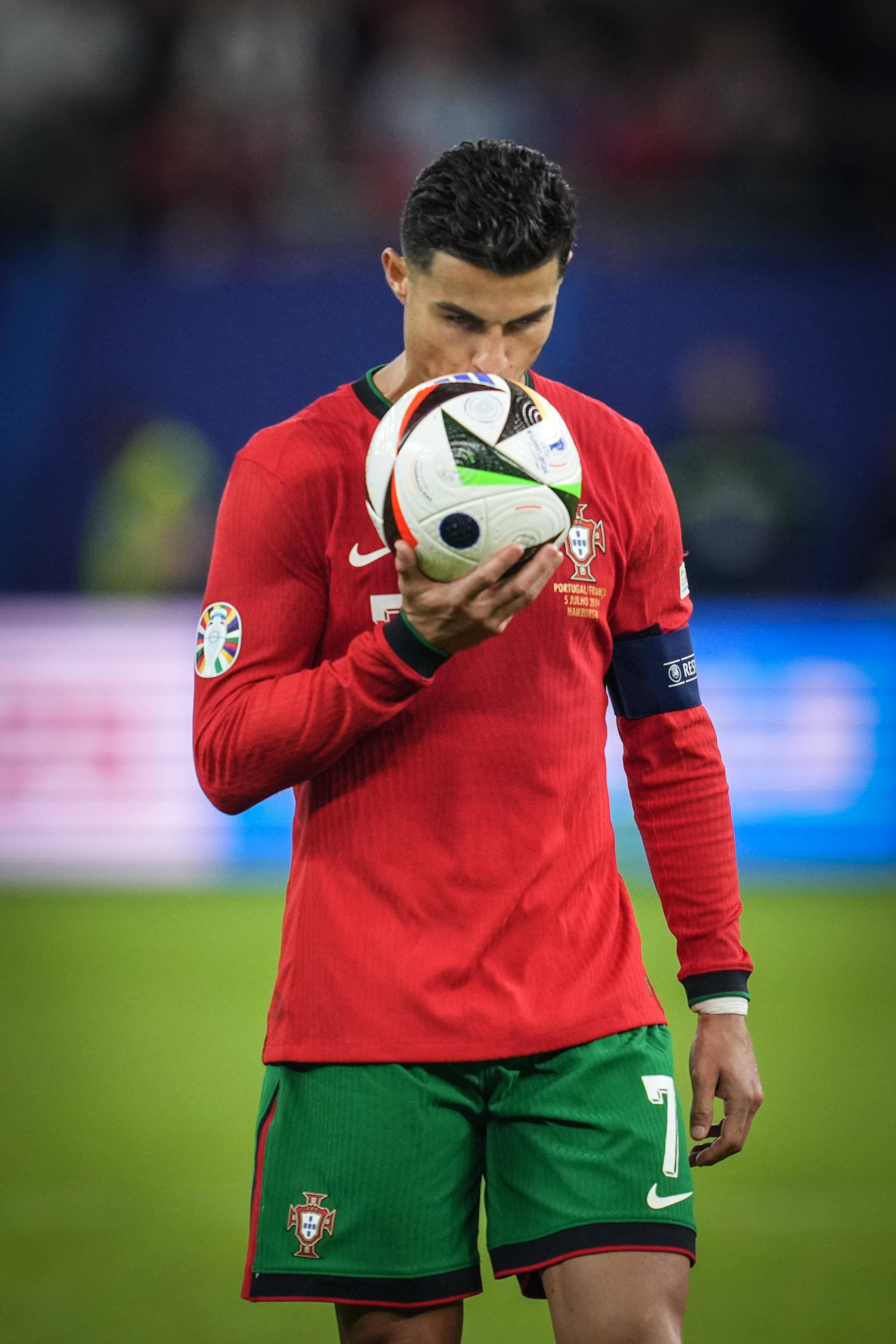 包含史无前例!葡萄牙成功晋级欧洲杯资格赛的词条 包含史无前例!葡萄牙成功晋级欧洲杯资格赛的词条