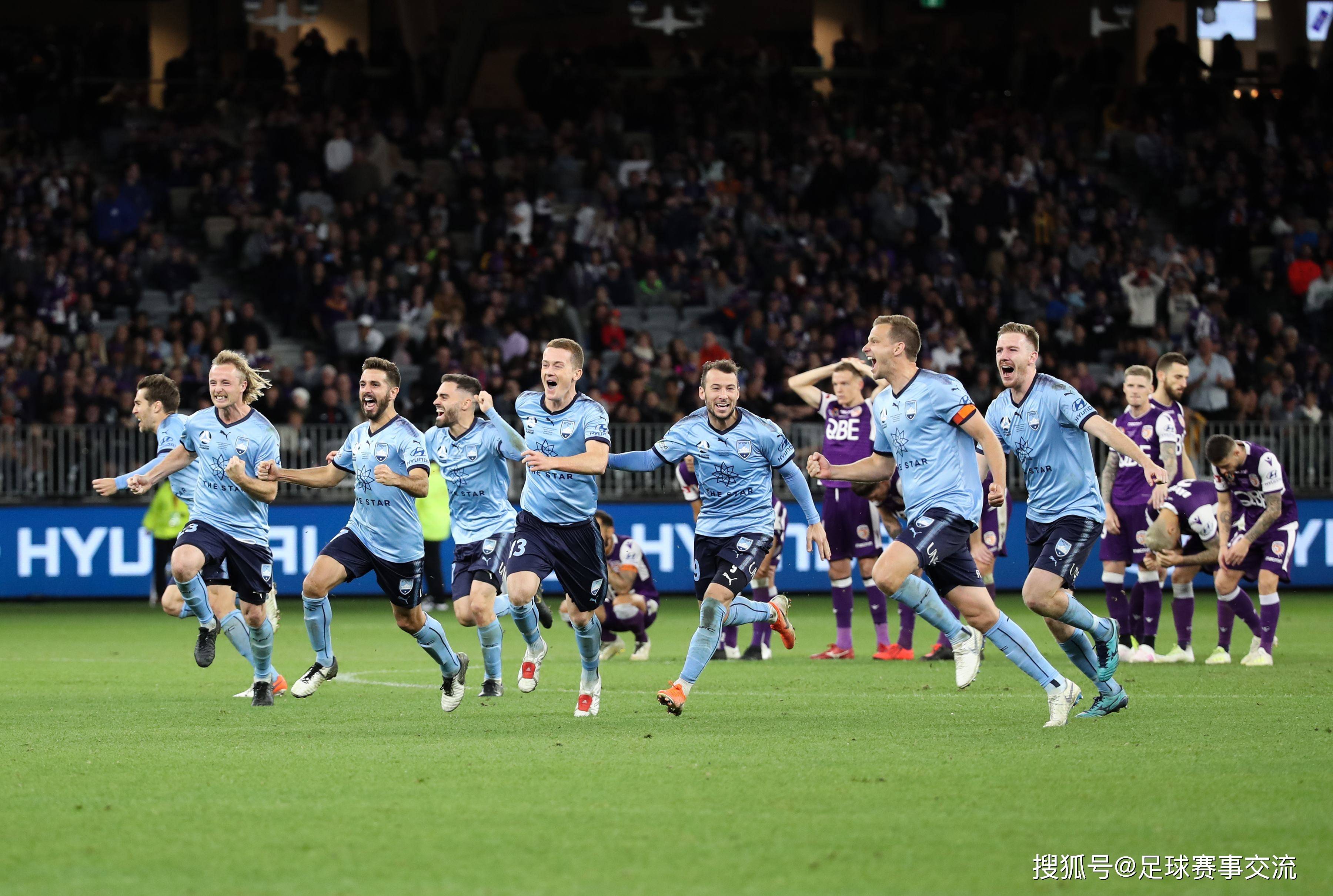 足球比赛节奏明快,观众热情高涨的简单介绍 足球比赛节奏明快,观众热情高涨的简单介绍