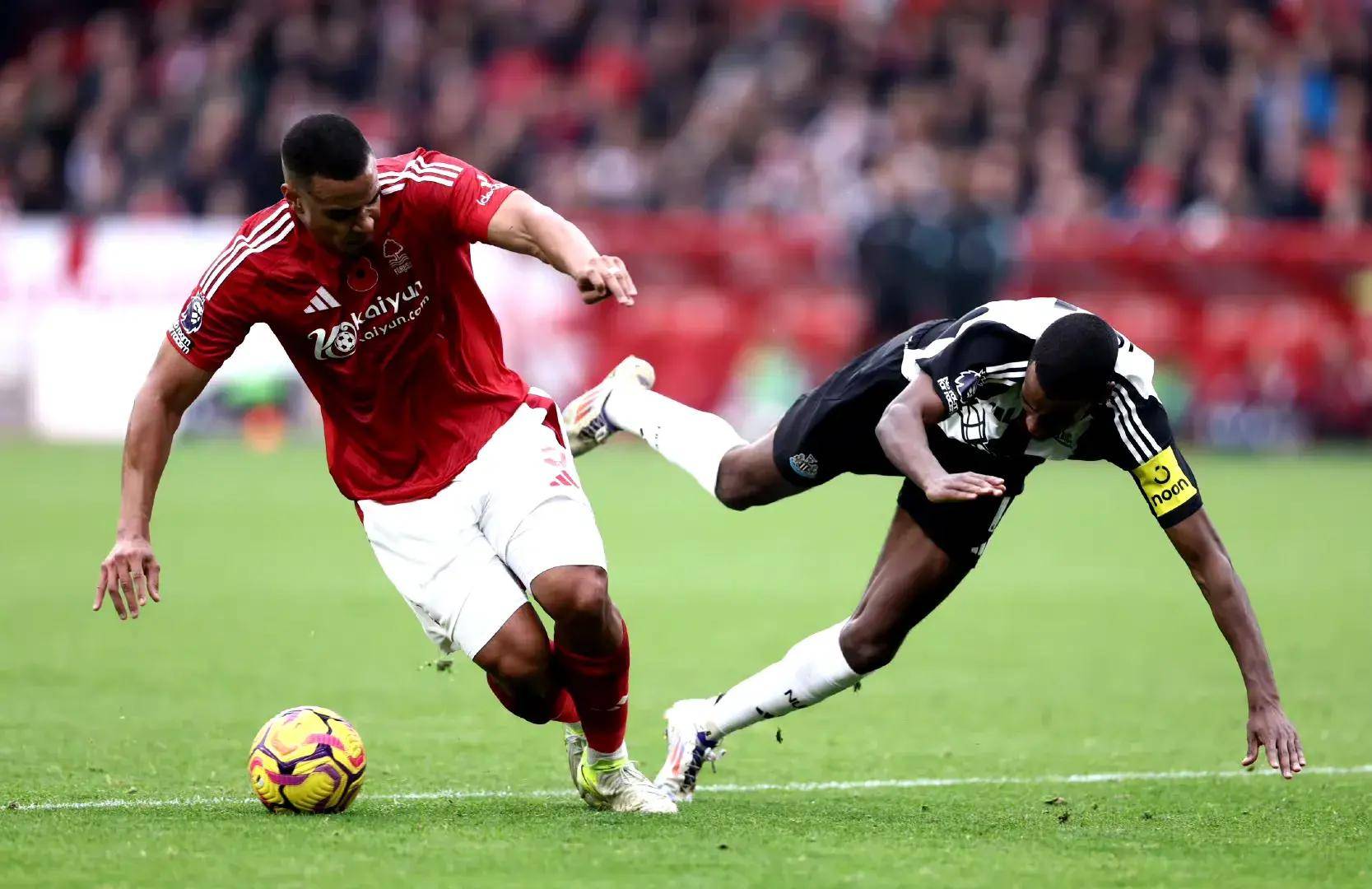 斯洛文尼亚客场大胜,小组积分榜冲顶 斯洛文尼亚客场大胜,小组积分榜冲顶