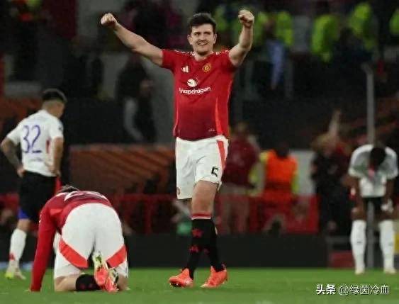 曼联中卫出色防守,帮助国家队取得胜利晋级 曼联中卫出色防守,帮助国家队取得胜利晋级