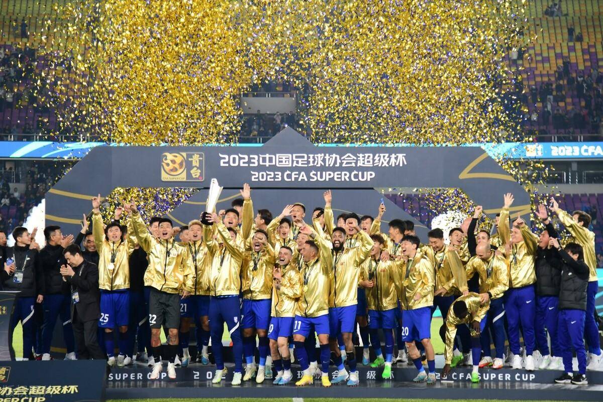 关于传奇传承,卫冕之路漫漫,谁能继承其志愿?的信息 关于传奇传承,卫冕之路漫漫,谁能继承其志愿?的信息