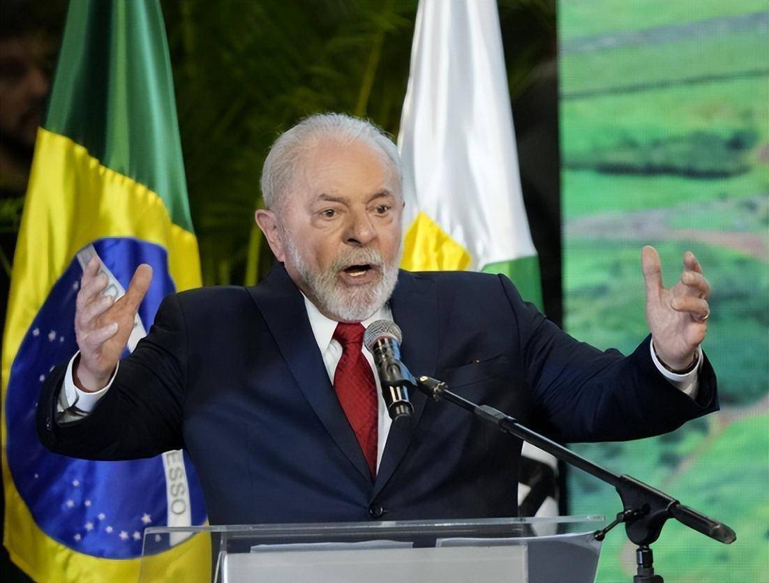 关于巴西男子双人划艇获金机会备面临挑战的信息 关于巴西男子双人划艇获金机会备面临挑战的信息