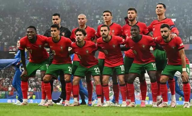 欧国联揭开帷幕,新赛季球员风采尽显的简单介绍 欧国联揭开帷幕,新赛季球员风采尽显的简单介绍