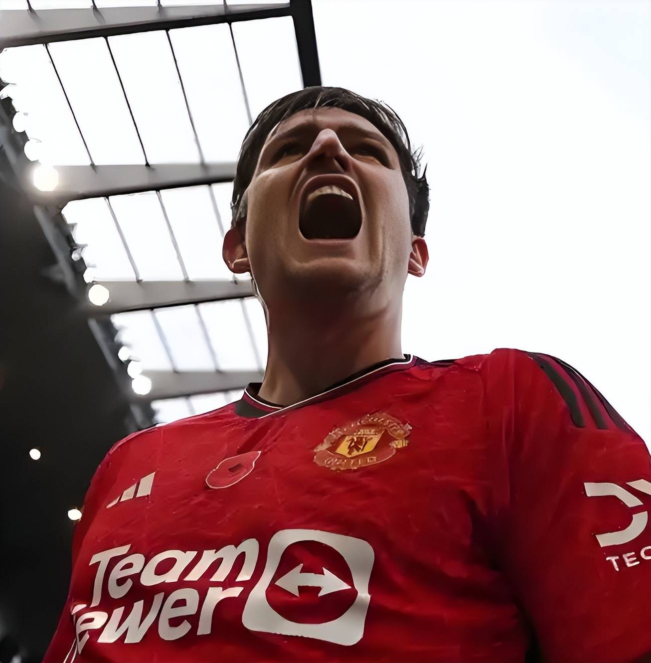 关于里昂俱乐部在关键比赛中大胜,巩固领先优势的信息 关于里昂俱乐部在关键比赛中大胜,巩固领先优势的信息