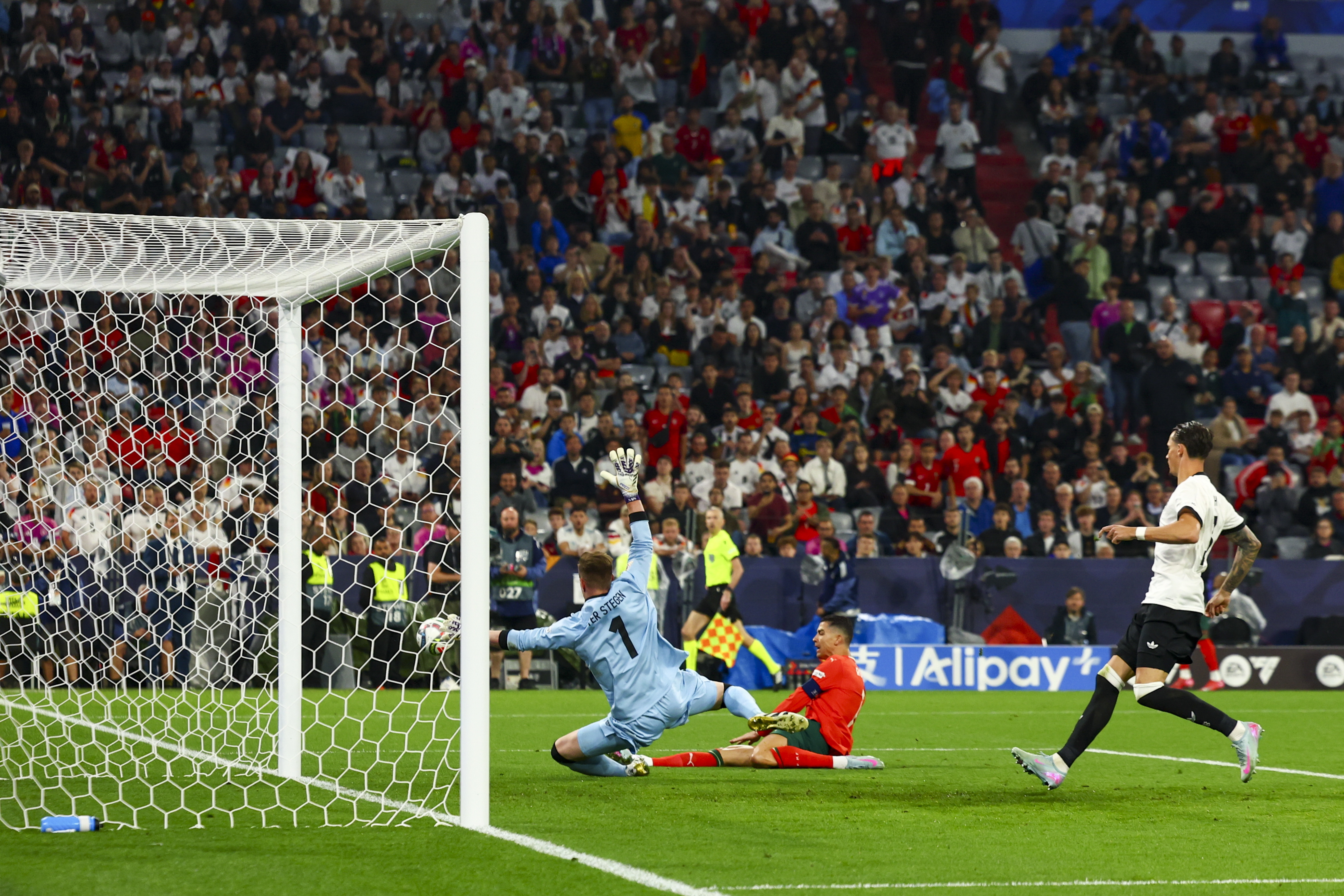 精彩回顾!欧国联赛季最佳进球汇总的简单介绍 精彩回顾!欧国联赛季最佳进球汇总的简单介绍