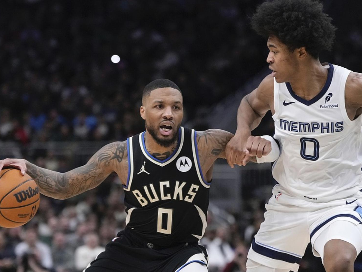 猛龙客场击败雄鹿,灰熊战胜爵士 猛龙客场击败雄鹿,灰熊战胜爵士