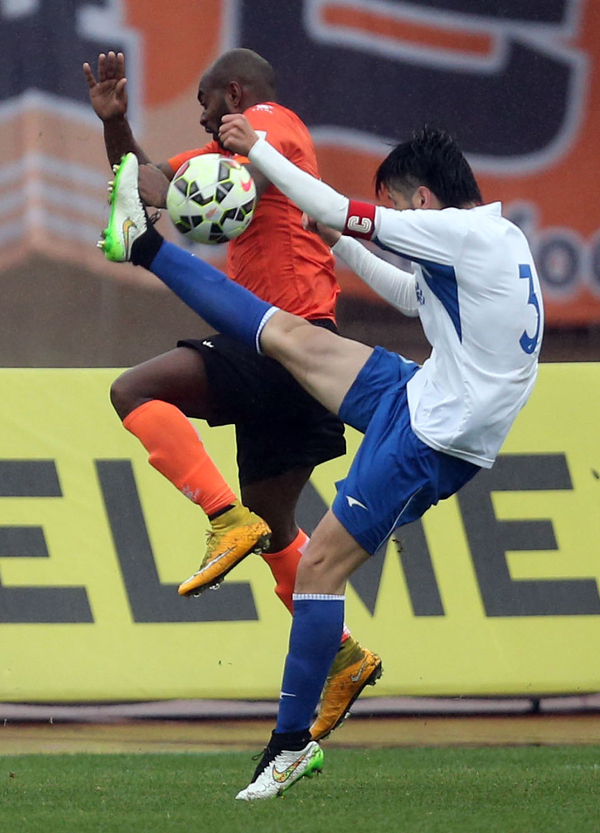 球员因伤缺席重要比赛,球队遭遇困难的简单介绍 球员因伤缺席重要比赛,球队遭遇困难的简单介绍