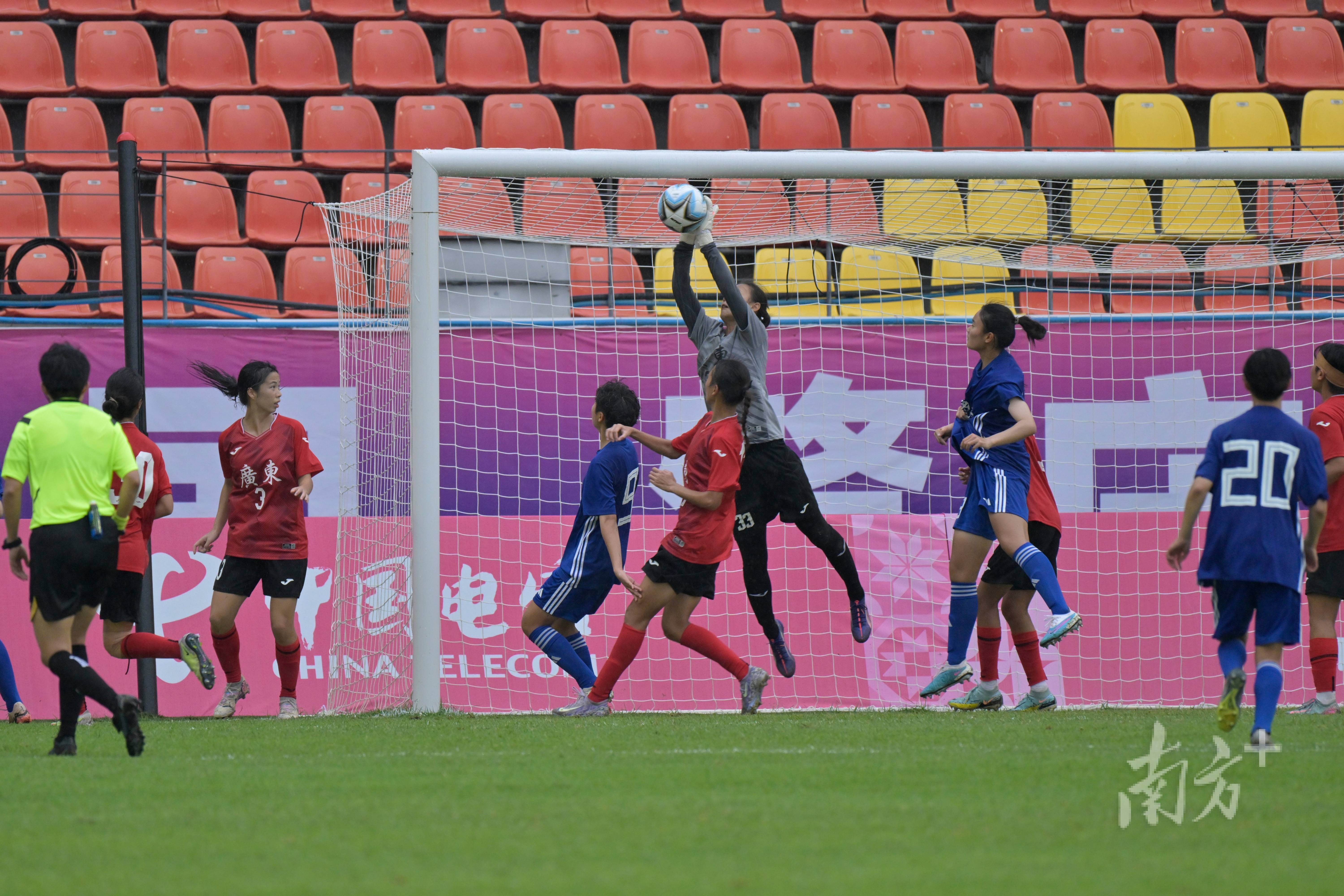 追平比分,球队战平强劲对手 追平比分,球队战平强劲对手