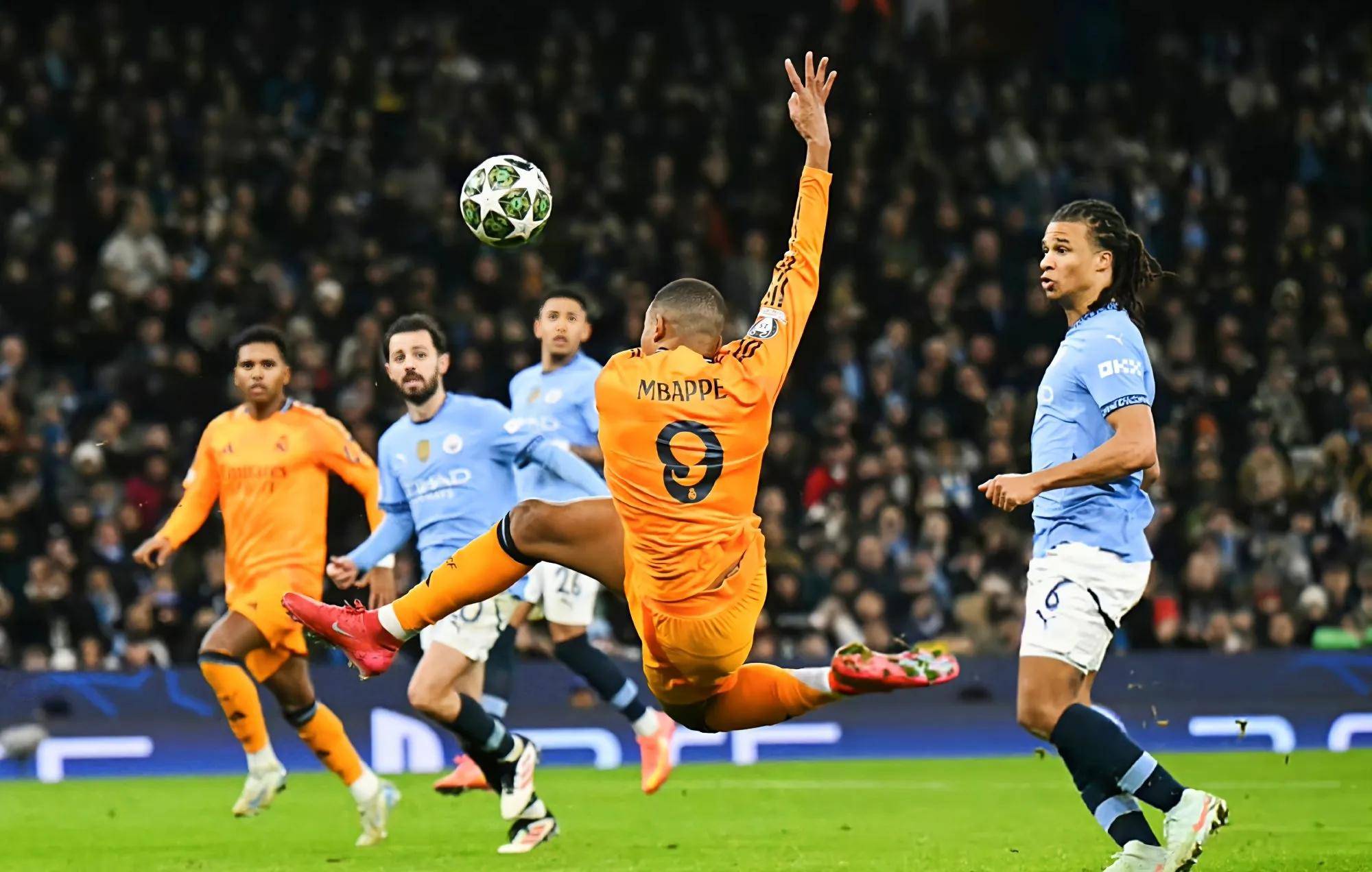 曼联逆转皇马晋级,杀入欧冠半决赛 曼联逆转皇马晋级,杀入欧冠半决赛