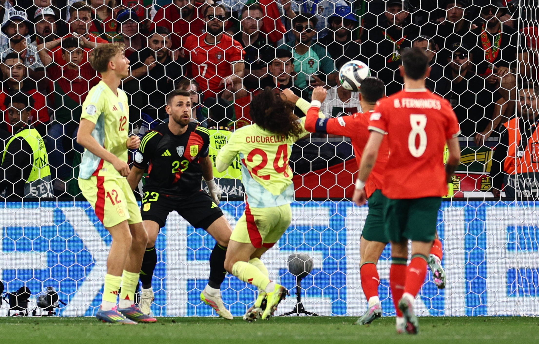 葡萄牙队绝杀晋级,实力进入四强 葡萄牙队绝杀晋级,实力进入四强