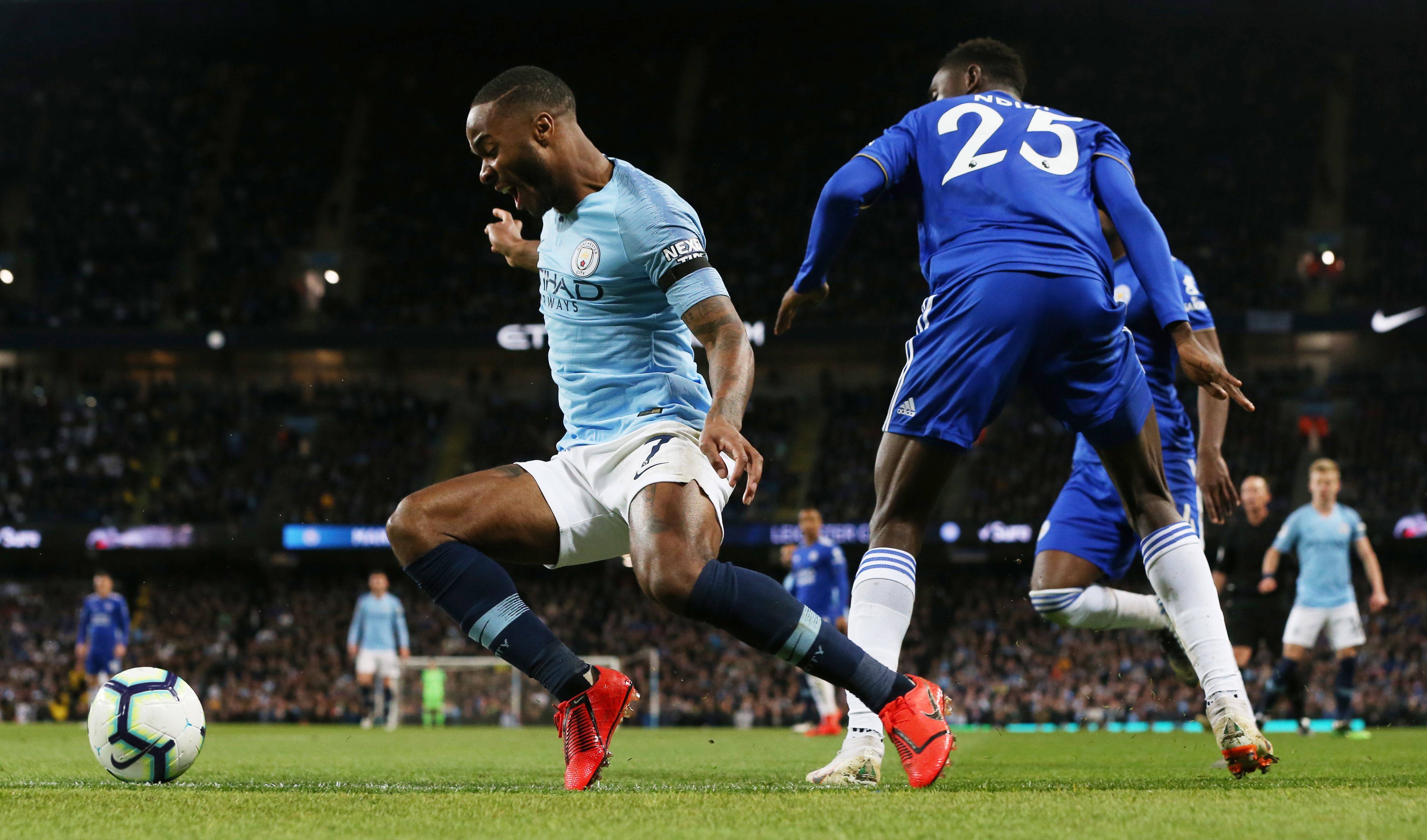 曼城客场击败对手,赛季开局完美 曼城客场击败对手,赛季开局完美