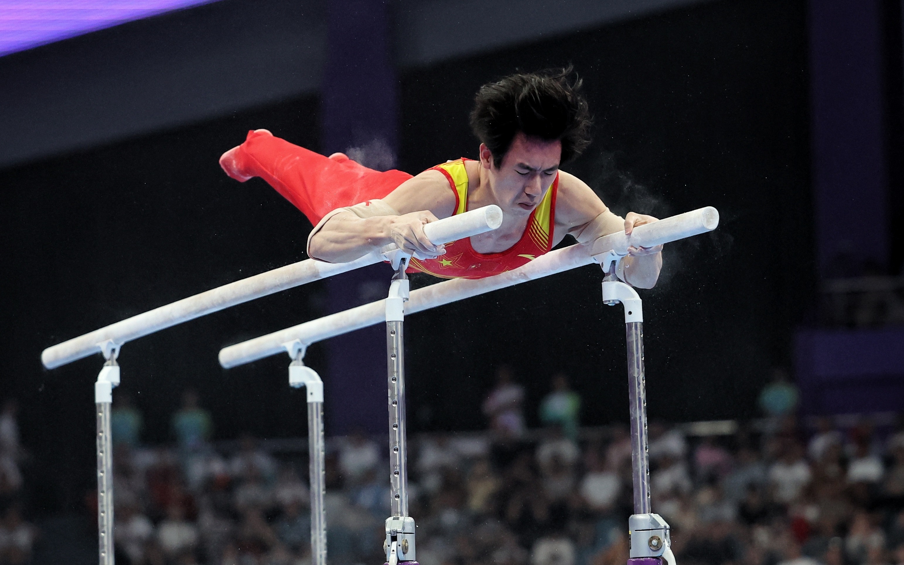 运动员精湛技艺展露无遗,登顶巅峰的简单介绍 运动员精湛技艺展露无遗,登顶巅峰的简单介绍